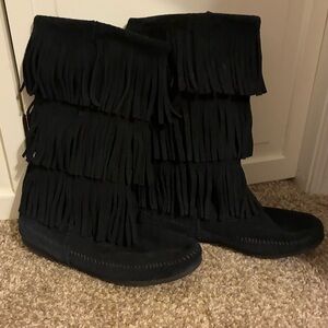 Minnetonka Black Fringe Moccasins